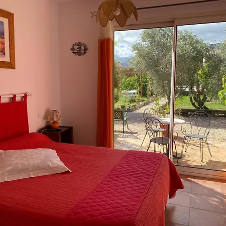 D'hotes L'olivette Des Alberes Bed and breakfast