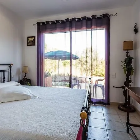 Bed & Breakfast D'hotes L'olivette Des Alberes 3*